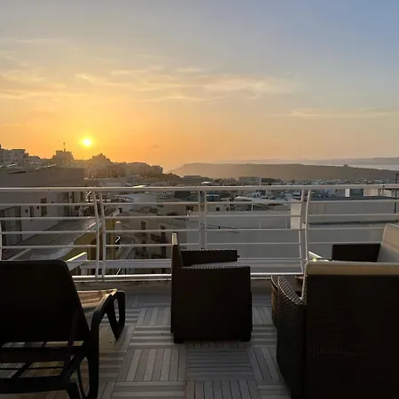 Luxury 3br In With Panoramic Views Apartmán