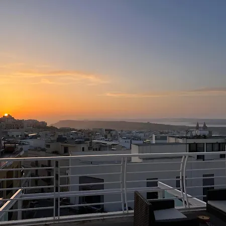 Luxury 3br In With Panoramic Views Apartmán